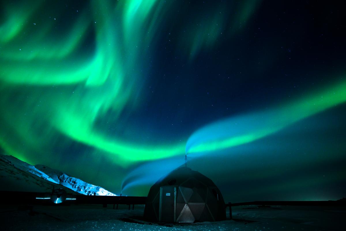 Hellisheidi geothermal power station under Aurora Borealis (Photo credit: Thomas Ratouis)