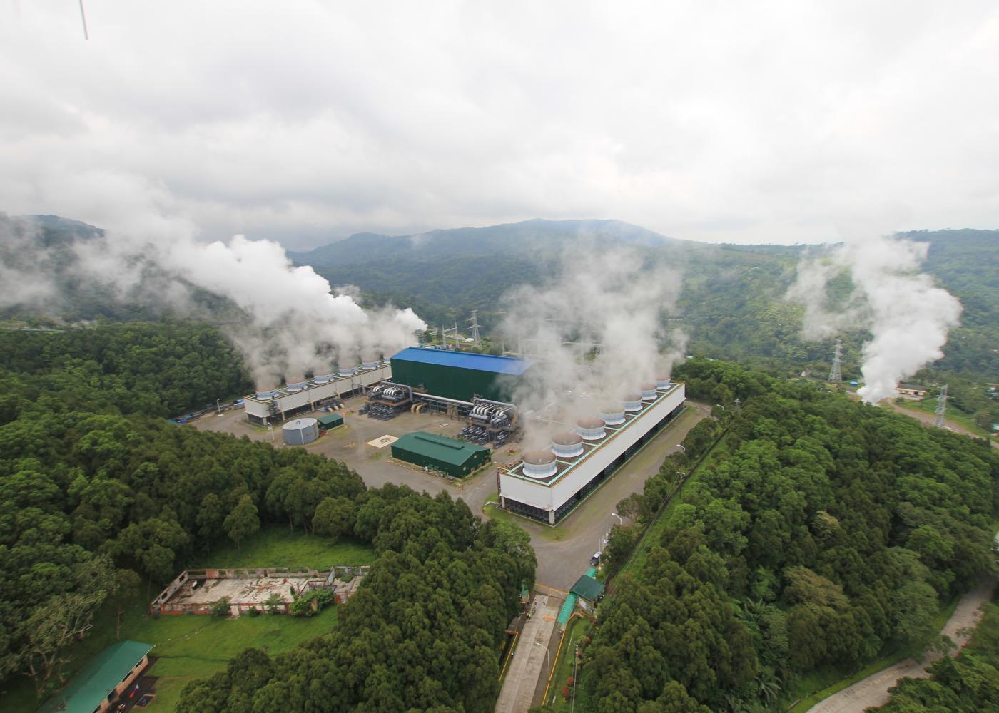 Mahanagdong geothermal power plant